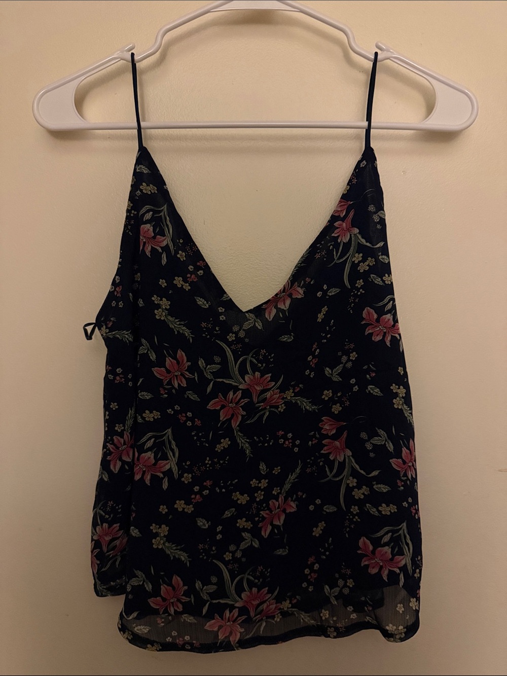 Black Floral V-Neck Spaghetti Strap Camisole - Pink Floral